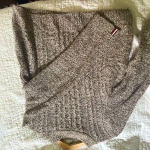 Tommy Hilfiger- Warm Thick Turtleneck❄️